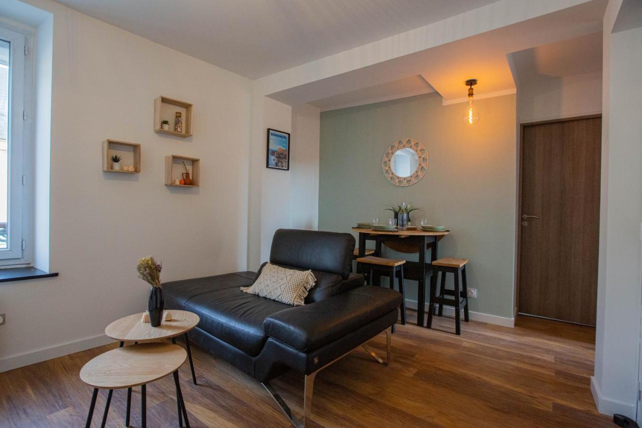 Faubourg Des Voyageurs N°6 Appartement Saran Buitenkant foto