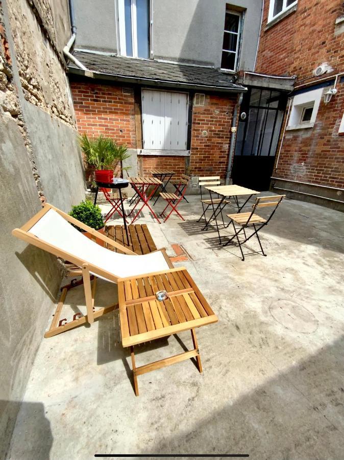 Faubourg Des Voyageurs N°6 Appartement Saran Buitenkant foto